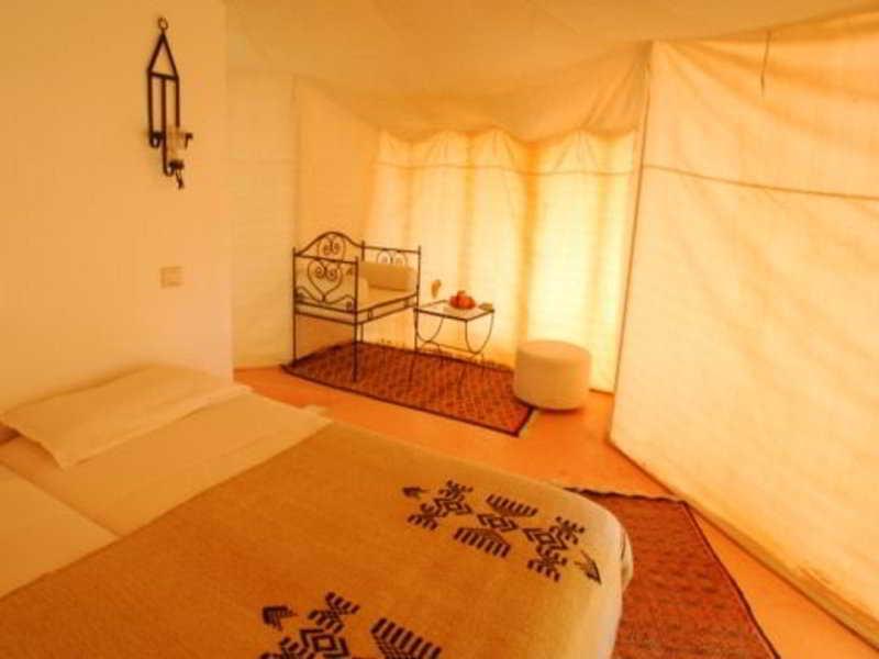 Campement Yadis Ksar Ghilane Zimmer foto
